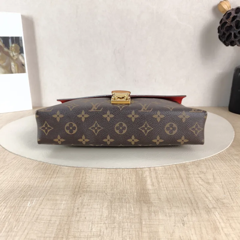 Louis Vuitton Shoulder Bag Pallas Chain Chain Bag Red PVC 26 × 6 × 17 cm — cover view 2 of 5