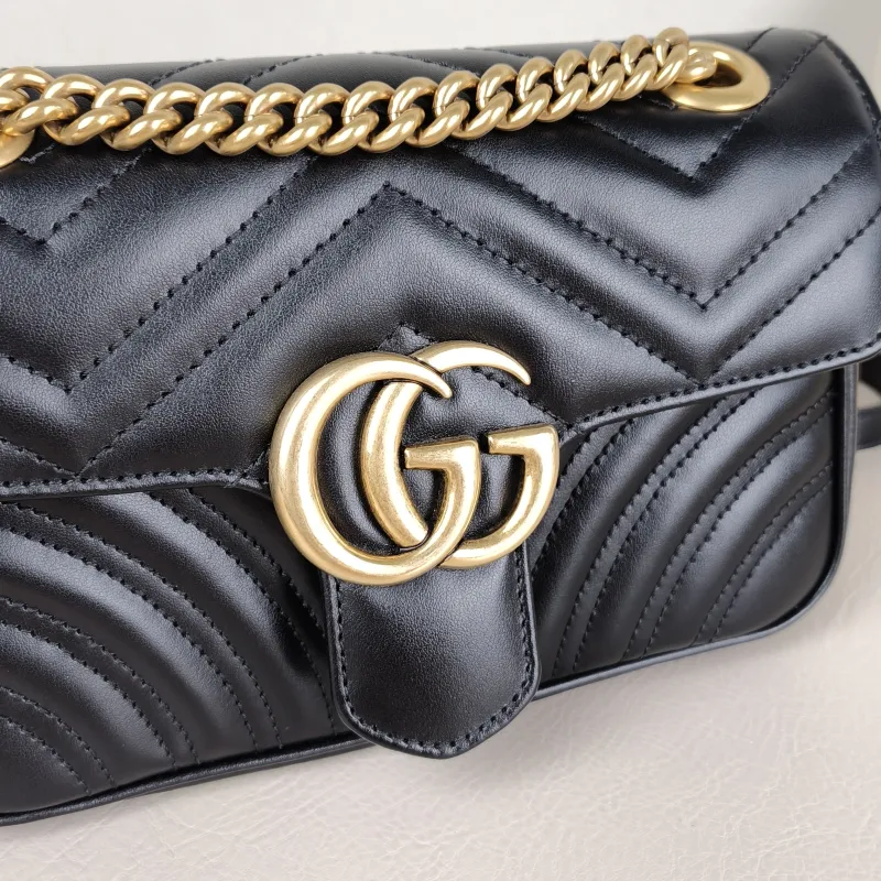 GUCCI Crossbody Bag GG Marmont Small Marmont 22 Black CC alfskin Small 22 × 6 × 13 cm — detail view 12 of 13