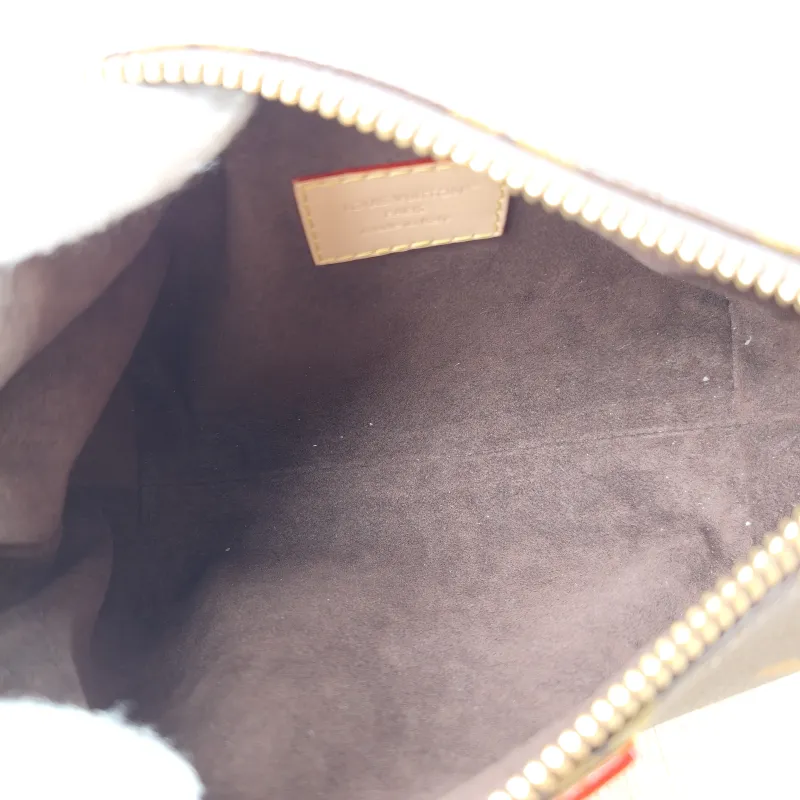 Louis Vuitton Shoulder Bag Pochette Hills Monogram PVC One Size 18.5 × 6.5 × 11 cm — detail view 3 of 13