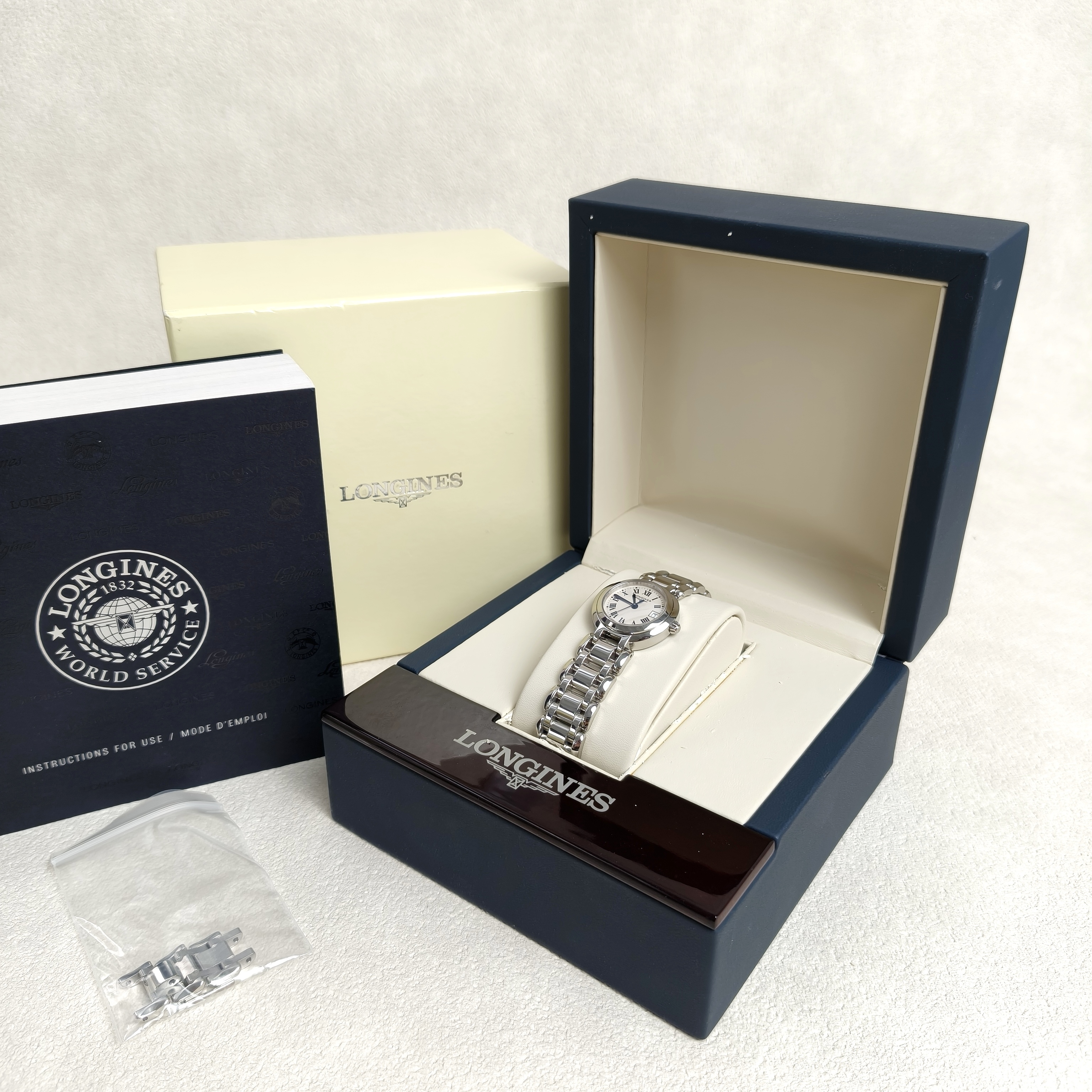 LONGINES Watch Collection Watch White One Size 26.5mm — cover view 8 of 11