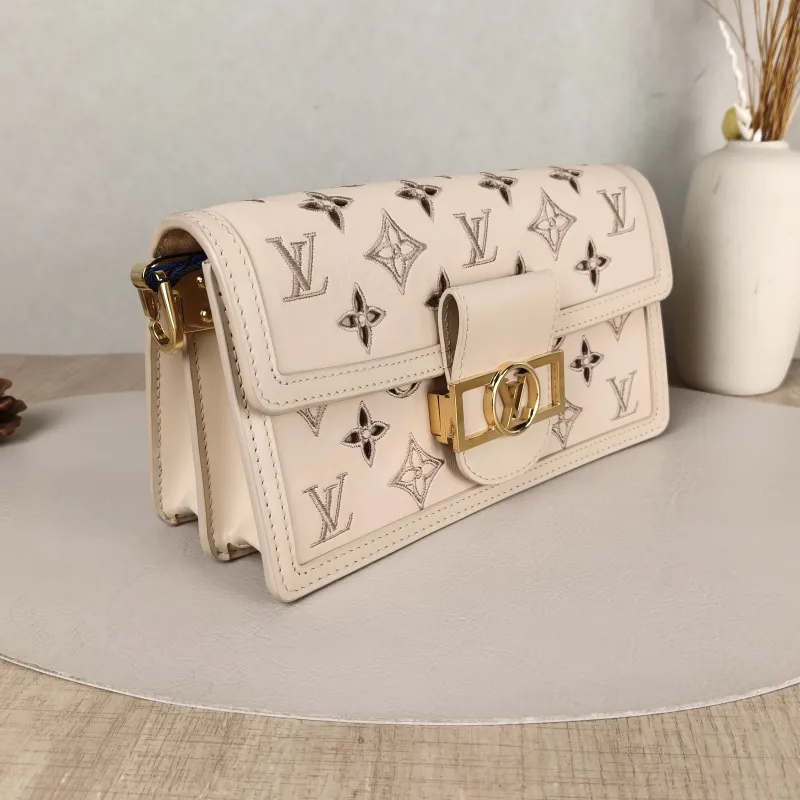 Louis Vuitton Shoulder Bag DAUPHINE EAST WEST Beige Embroidered Calfskin Medium24.5 × 9 × 13.5 cm — cover view 6 of 6