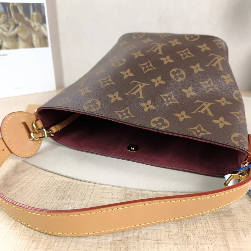 Louis Vuitton Top Handle Bag ALL IN BB Monogram PVCBB16 × 12 × 18 cm — detail view 3 of 12