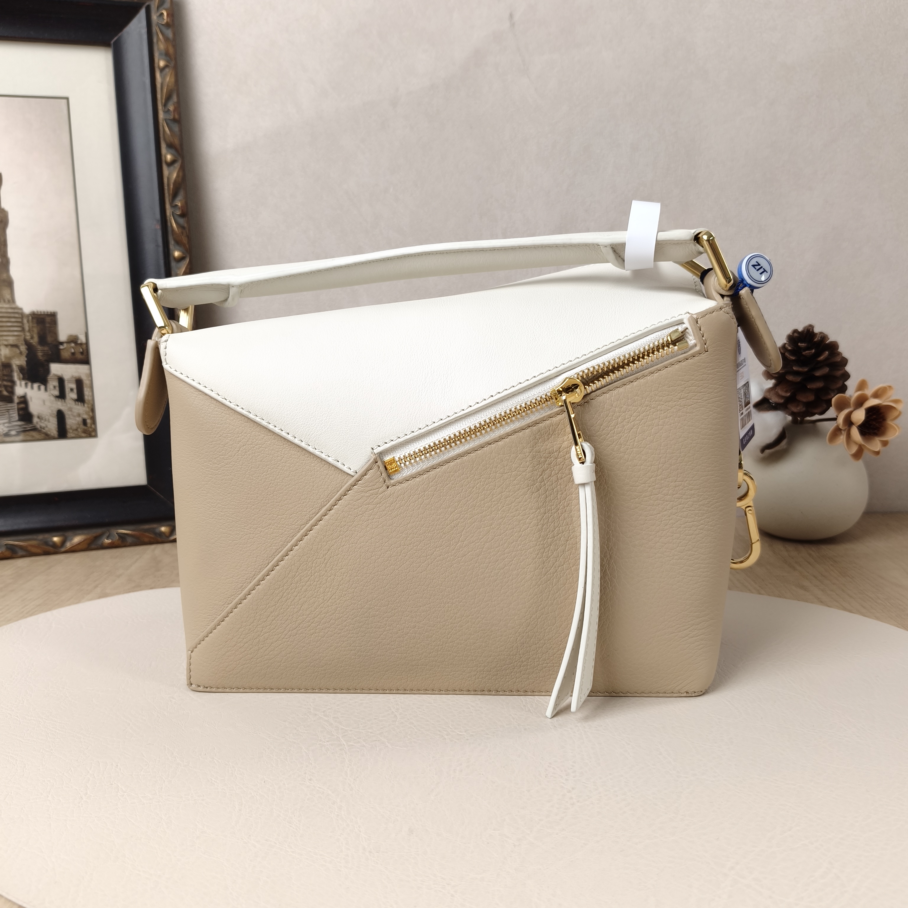 LOEWE Crossbody Bag Puzzle Beige Taupe CC alfskin Small24 × 10.5 × 16.5 cm — cover view 5 of 11