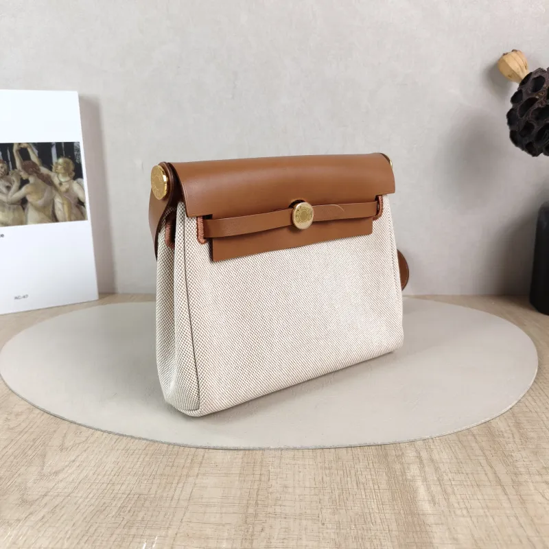 Hermès Shoulder Bag Herbag Zip 20 Beige Canvas Mini 20 × 7 × 17 cm w — cover view 4 of 5