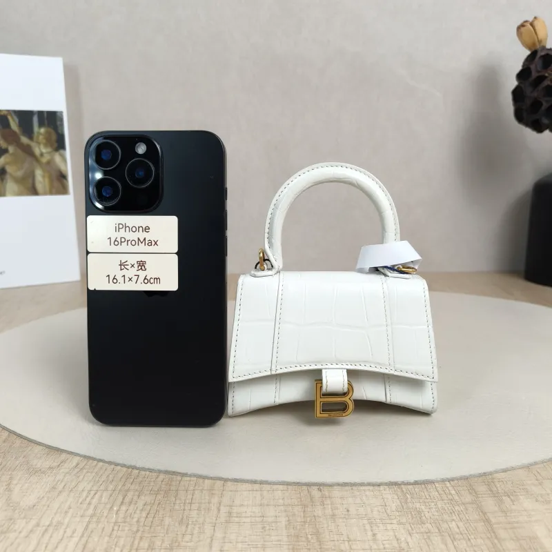 BALENCIAGA Crossbody Bag Hourglass Hourglass Bag White Calfskin Mini12 × 5.5 × 8 cm — cover view 4 of 5