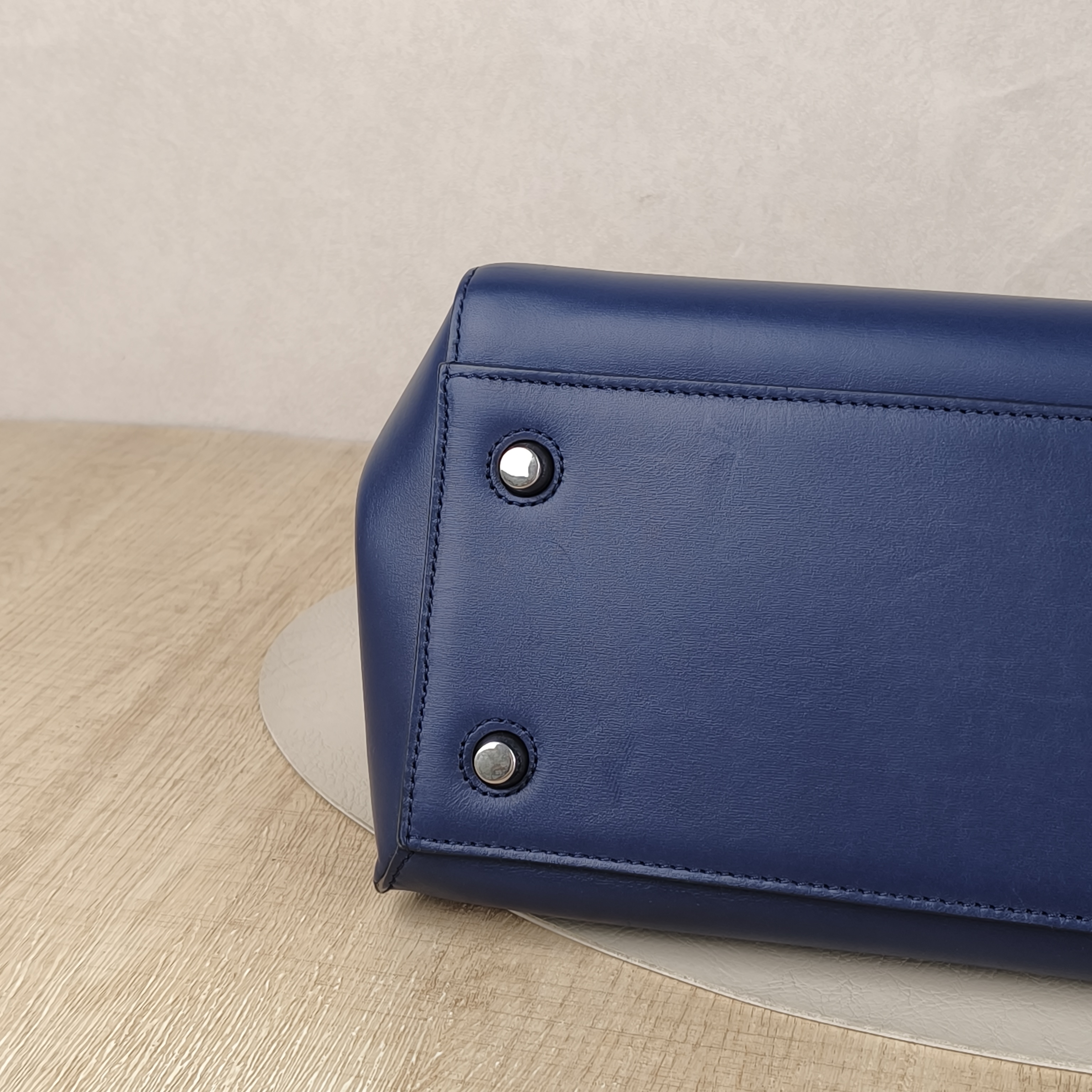 CELINE Bucket Bag Blue Calfskin · 32 × 16 × 24 cm — cover view 5 of 8