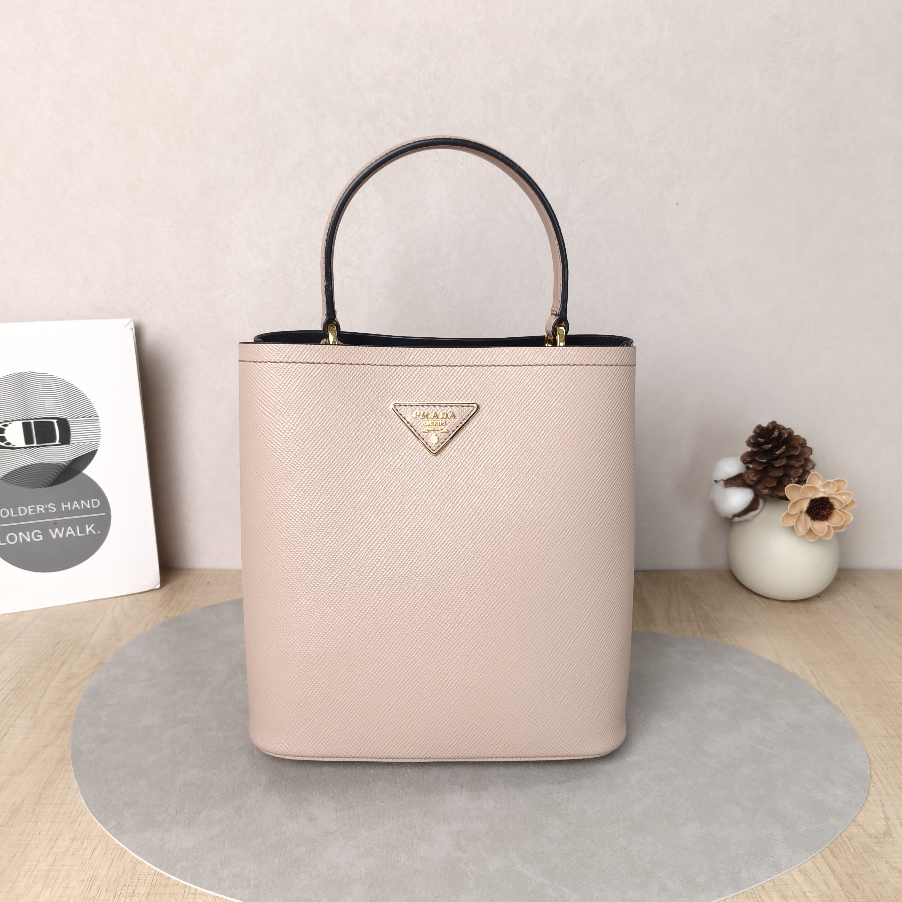 PRADA Bag Panier 21*13*23