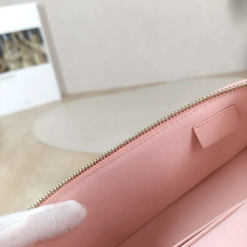 Chanel Crossbody Bag lp Box Bag Top Handle Crossbody Bag Pink Grained Calfskin 19 × 5 × 12 cm — detail view 4 of 13