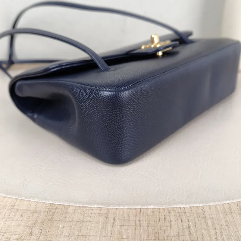 Chanel Shoulder Bag 26p preppy coco Navy Grained Calfskin Small 22 × 7 × 15 cm — detail view 7 of 12