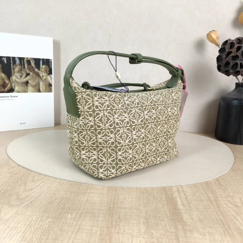 LOEWE Top Handle Bagcubi Vanity Case Bag Monogram Canvas Small20 × 11 × 15 cm — cover view 4 of 5