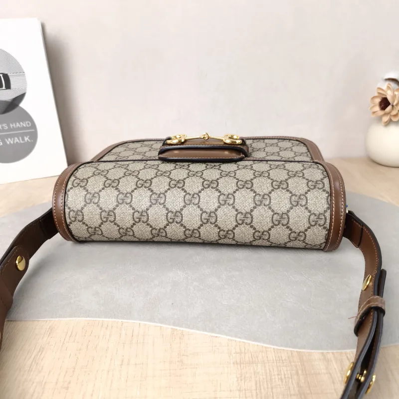 GUCCI Shoulder Bag Horsebit 1955 Horsebit Medium Monogram PVC Medium 25 × 8 × 18 cm — detail view 12 of 13
