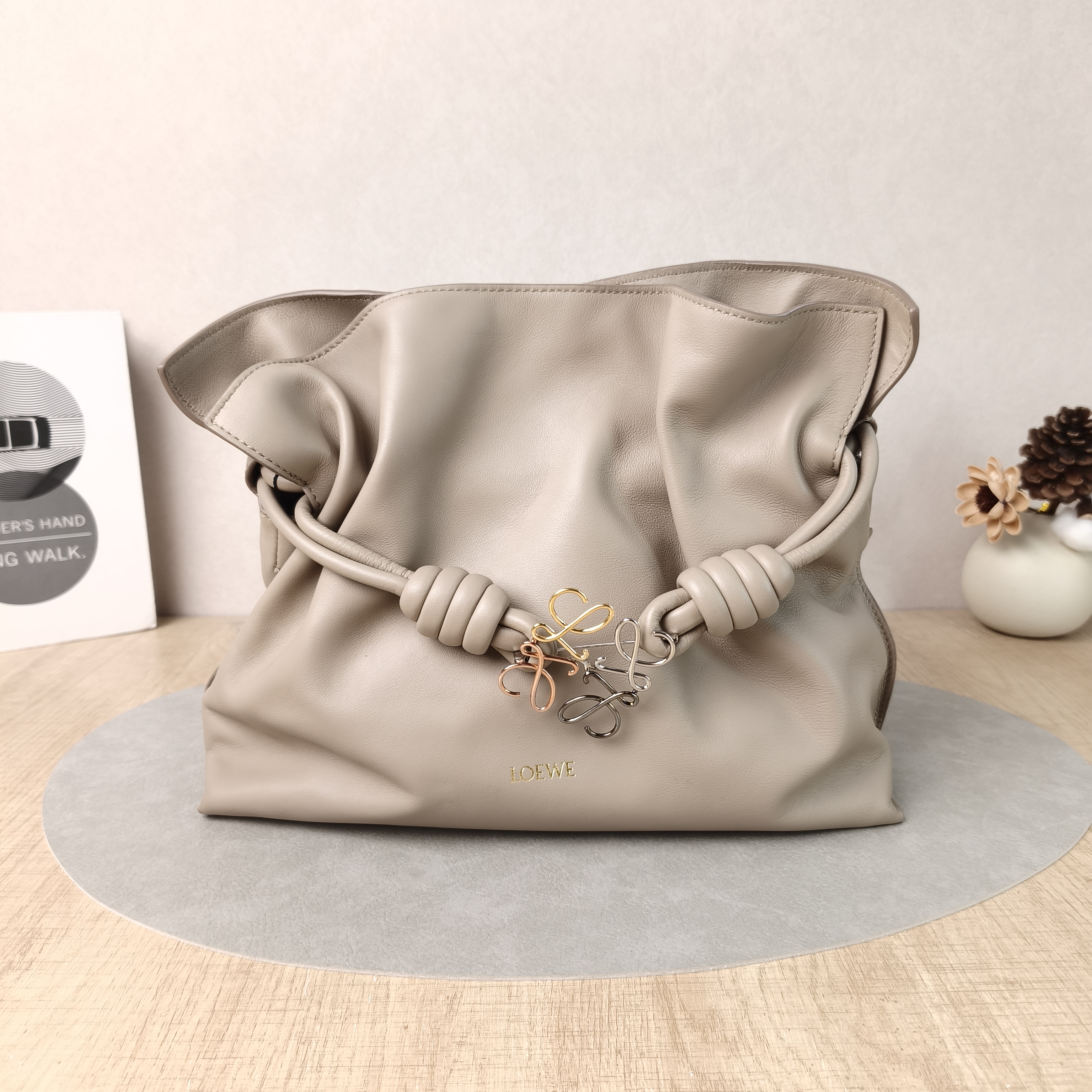 LOEWE Crossbody Bag Flamenco Calfskin Medium30 × 10.5 × 24.5 cm Brooch