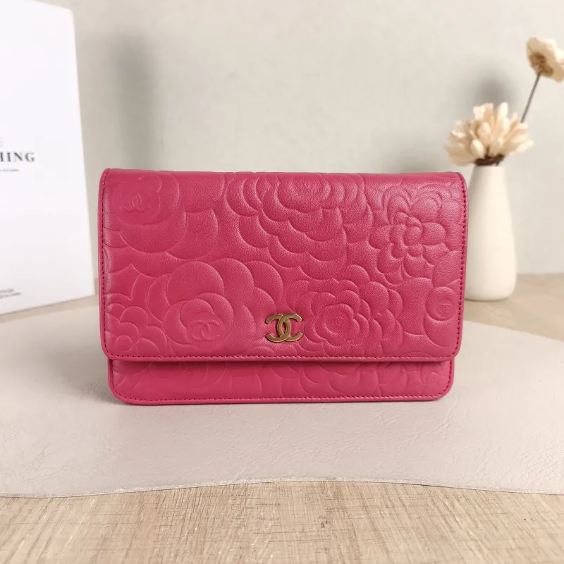 Chanel Crossbody Bag Classic Flap WOC CF WOCWOC Bag Red Lambskin One Size19 × 3.5 × 12 cm