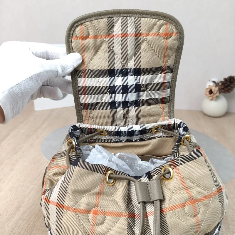 BURBERRY Backpack Backpack Colorblock Canvas One Size 18 × 12 × 22 cm — detail view 5 of 13