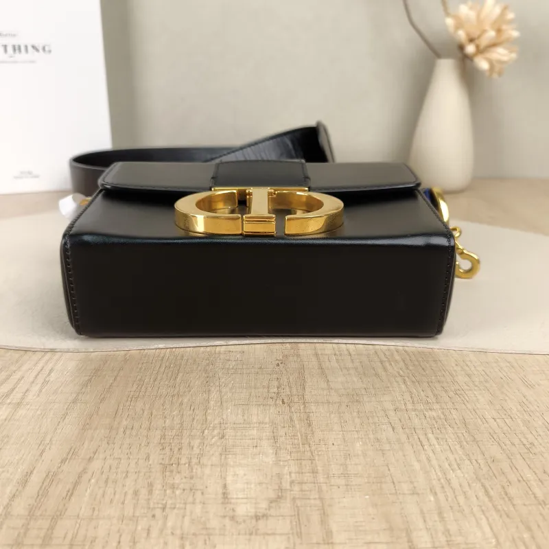 DIOR Crossbody Bag30Montaigne 30 Box Box Black Calfskinmini17.5 × 5 × 11.5 cm — cover view 5 of 5