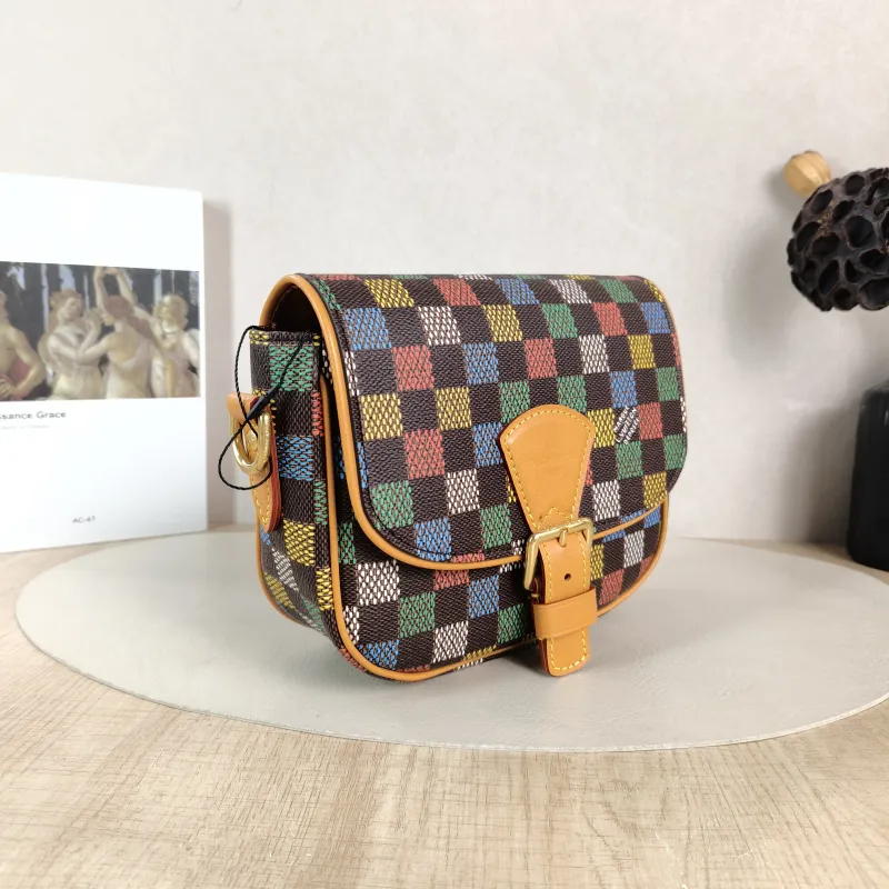 Louis Vuitton Crossbody Bag MONTSOURIS Messenger Bag Brown PVC Small 20 × 7 × 17 cm — cover view 3 of 6