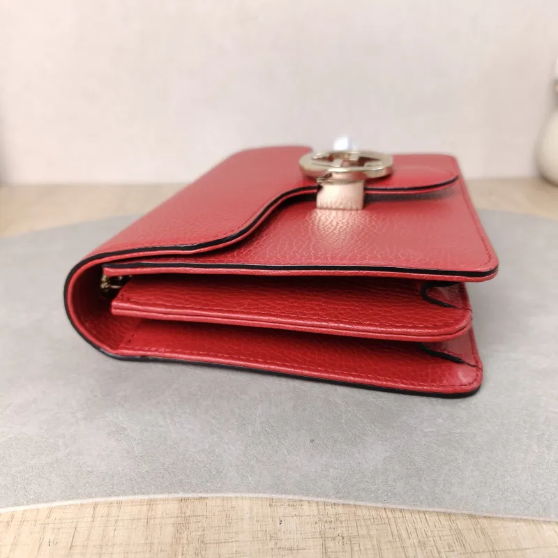 GUCCI Crossbody Bag g Collection Red Calfskin Small 20 × 9 × 16 cm — detail view 9 of 14