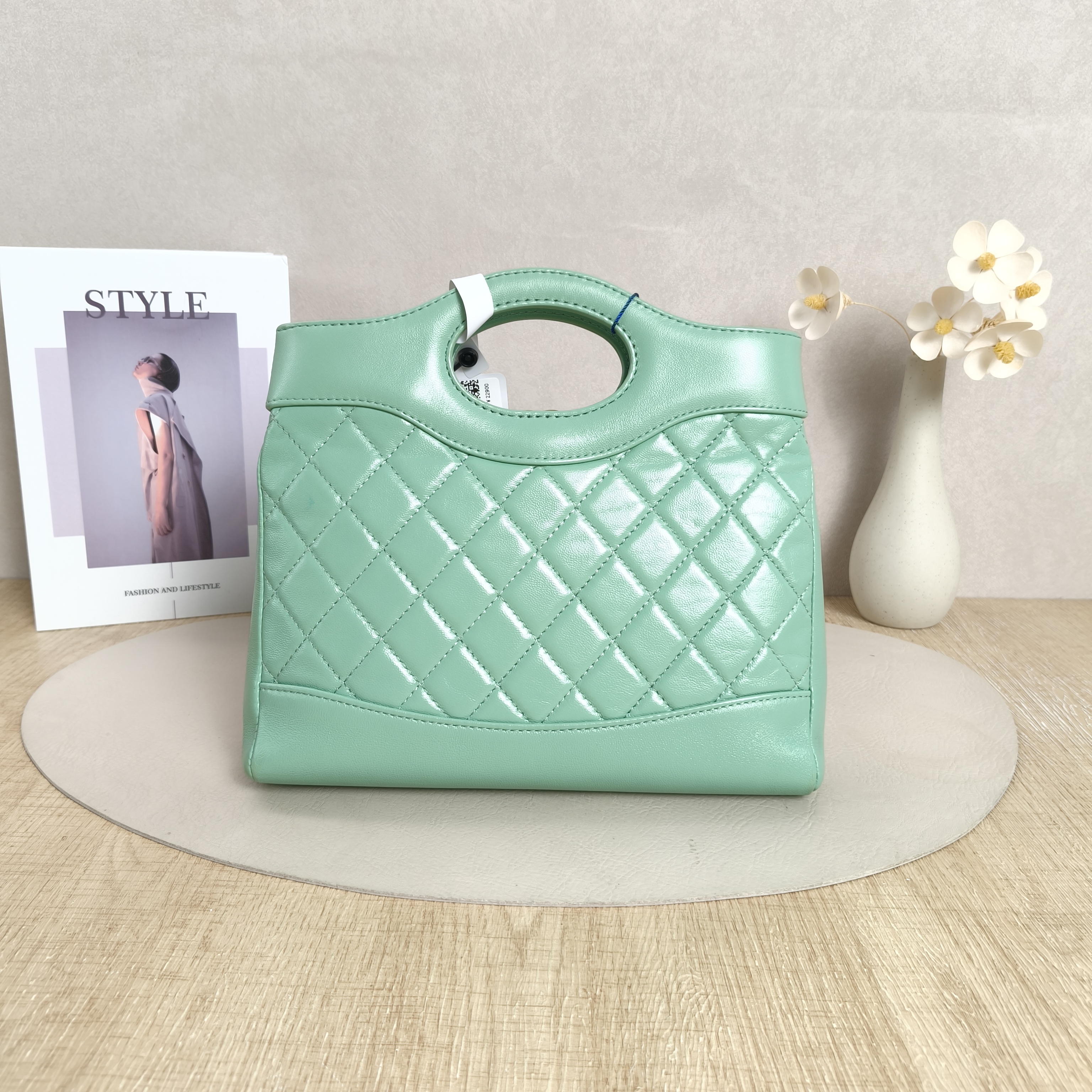 Chanel Crossbody Bag31Bag Green Calfskinmini23 × 5.5 × 22 cm — cover view 5 of 10