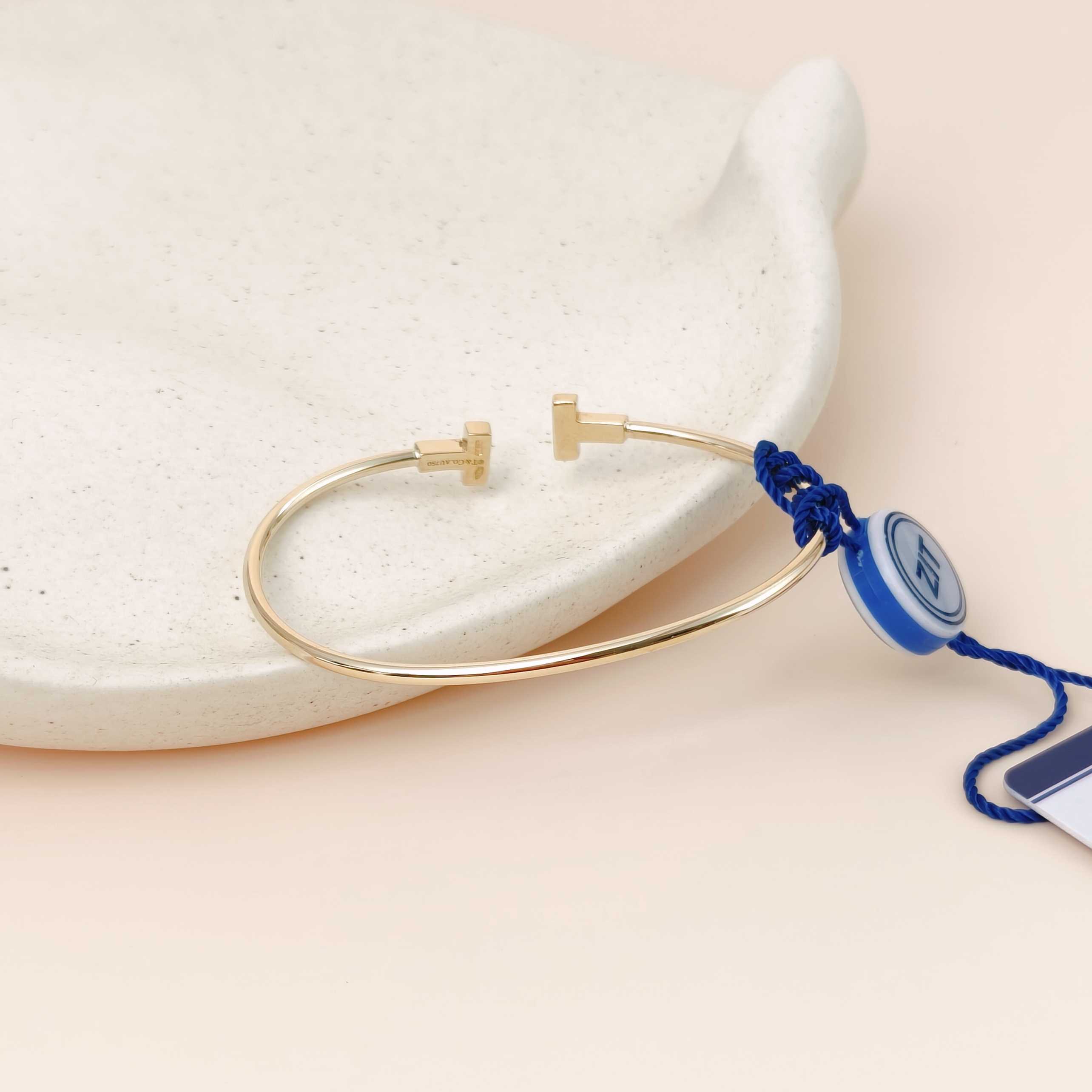 Tiffany&Co. Bangle T Collection T Yellow Gold Yellow Gold 18KY ellow Gold One Size15.4cm — cover view 8 of 8