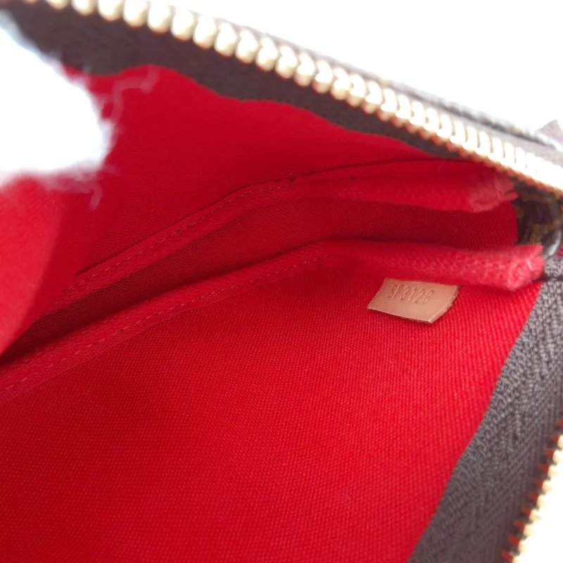 Louis Vuitton Clutch Mini Pochette Accessoires Monogram PVC Mini 15.5 × 4 × 10.5 cm — detail view 4 of 9