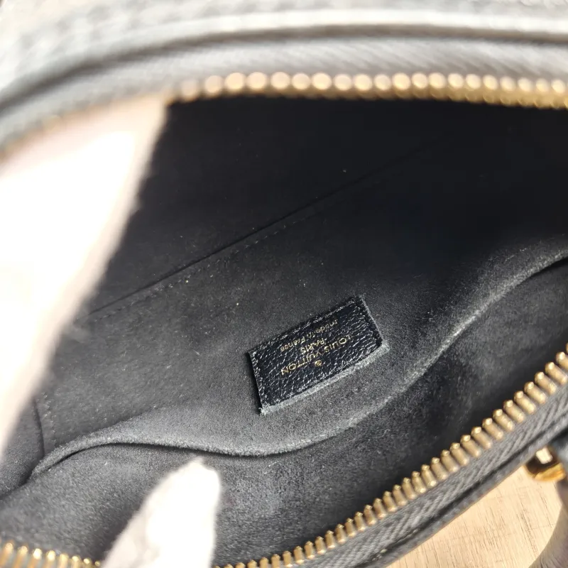Louis Vuitton Crossbody Bag Papillon Black · White Monogram Empreinte Embossed Calfskin BB 20 × 10 × 10 cm — detail view 12 of 12