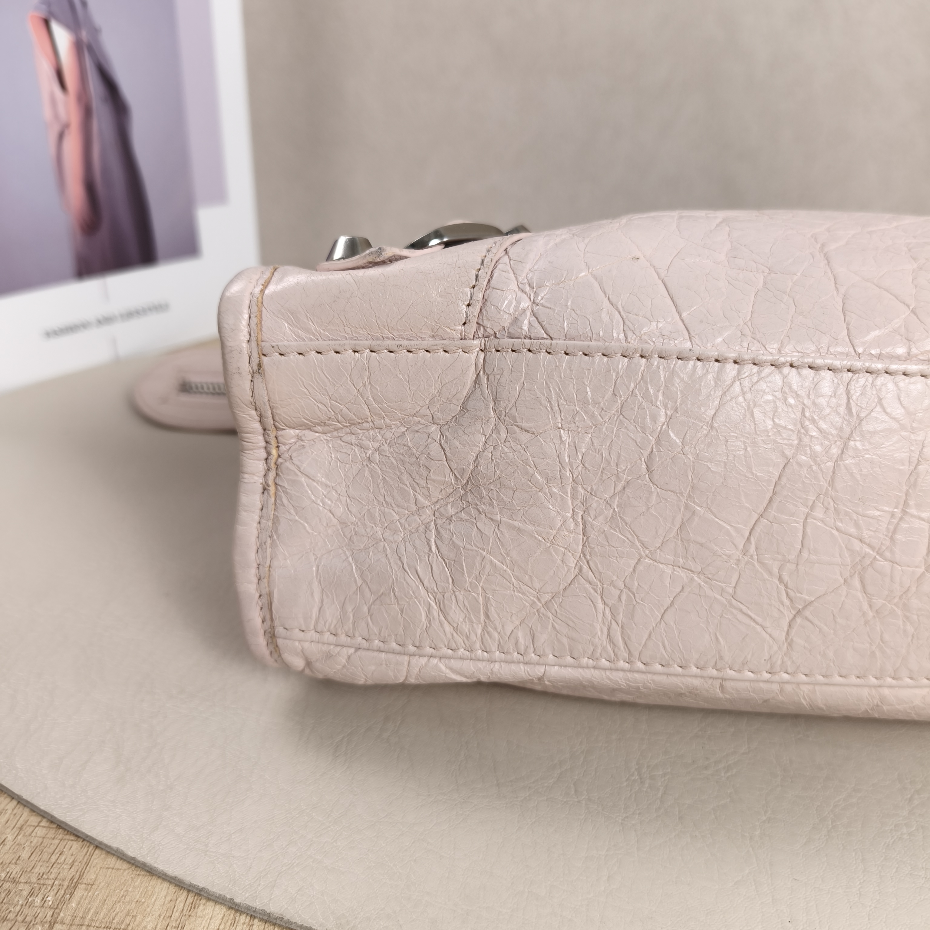 BALENCIAGA Crossbody Bag Classic City Pink Lambskin24 × 10 × 16 cm — cover view 10 of 10