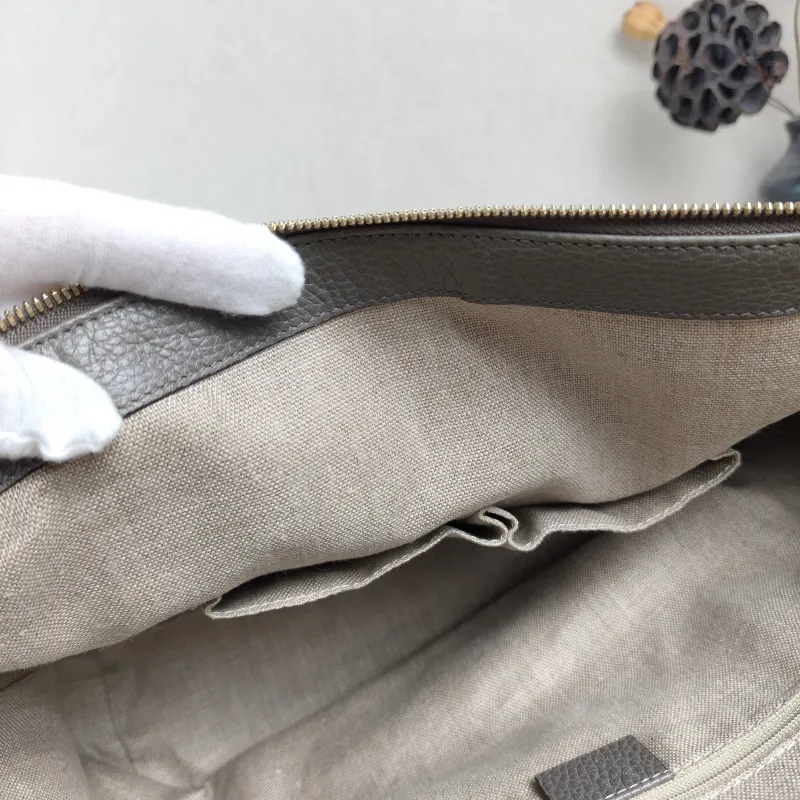GUCCI Shoulder Bag Tote Bag Grey Calfskin One Size36 × 16 × 28 cm — detail view 2 of 12
