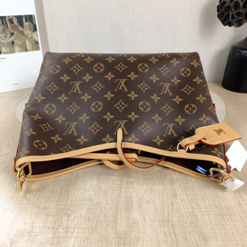 Louis Vuitton Crossbody Bag Carryall Monogram PVC Small 29 × 12 × 24 cm — detail view 2 of 13