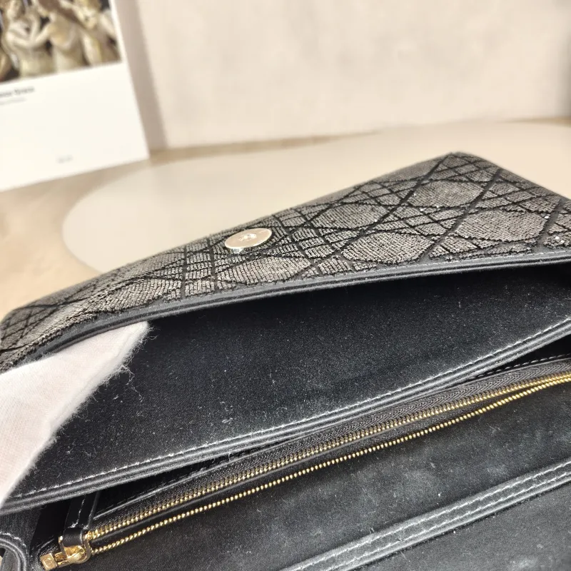 DIOR Shoulder Bag My Chain Bag Black 24 × 6.5 × 15 cm — detail view 3 of 13