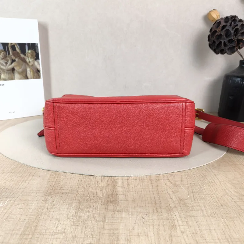 PRADA Crossbody Bag Camera Bag Red Calfskin One Size 24 × 9 × 16 cm — cover view 5 of 5