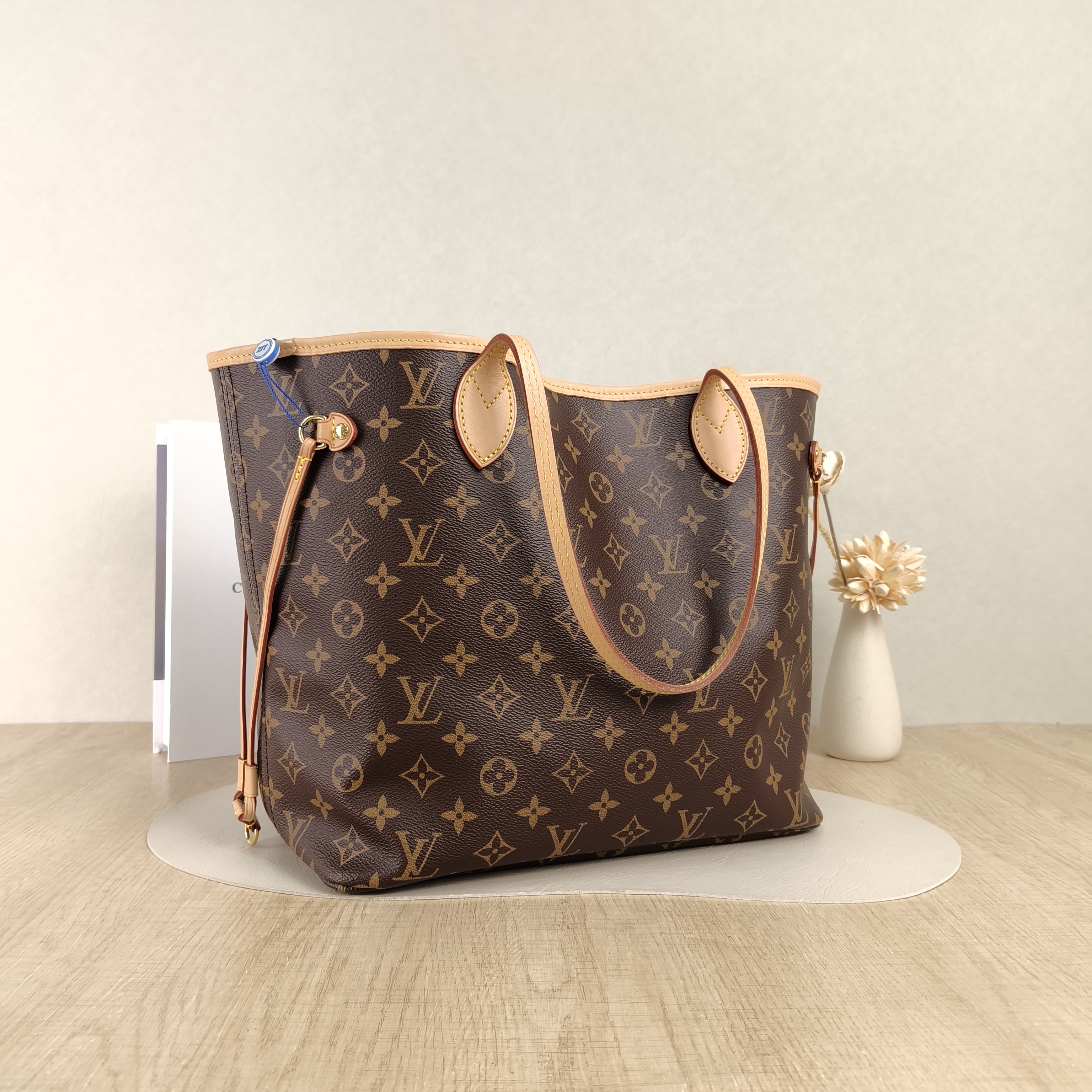 Louis Vuitton Shoulder Bag Neverfull Monogram PVC Medium31 × 14 × 28 cm — cover view 2 of 4