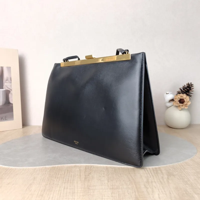CELINE Shoulder Bag Black Calfskin 32.5 × 9 × 22 cm — cover view 3 of 5
