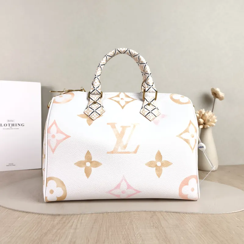 Louis Vuitton Top Handle Bag Speedy25 PVC One Size 25 × 15 × 19 cm — cover view 2 of 5