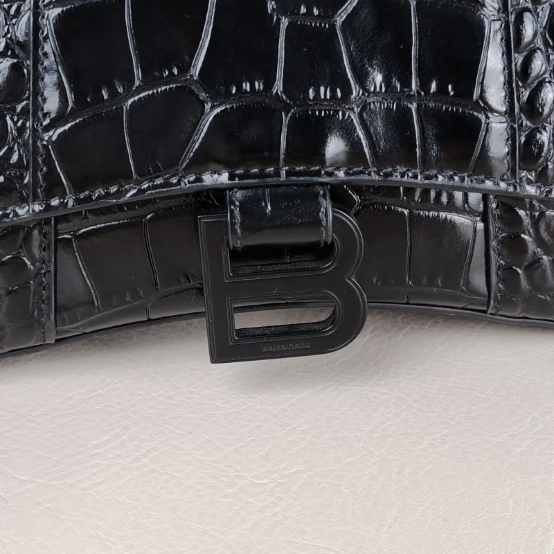 BALENCIAGA Crossbody Bag Hourglass Hourglass Bagsoblack Black Calfskin Mini 19 × 5 × 12 cm — detail view 4 of 12