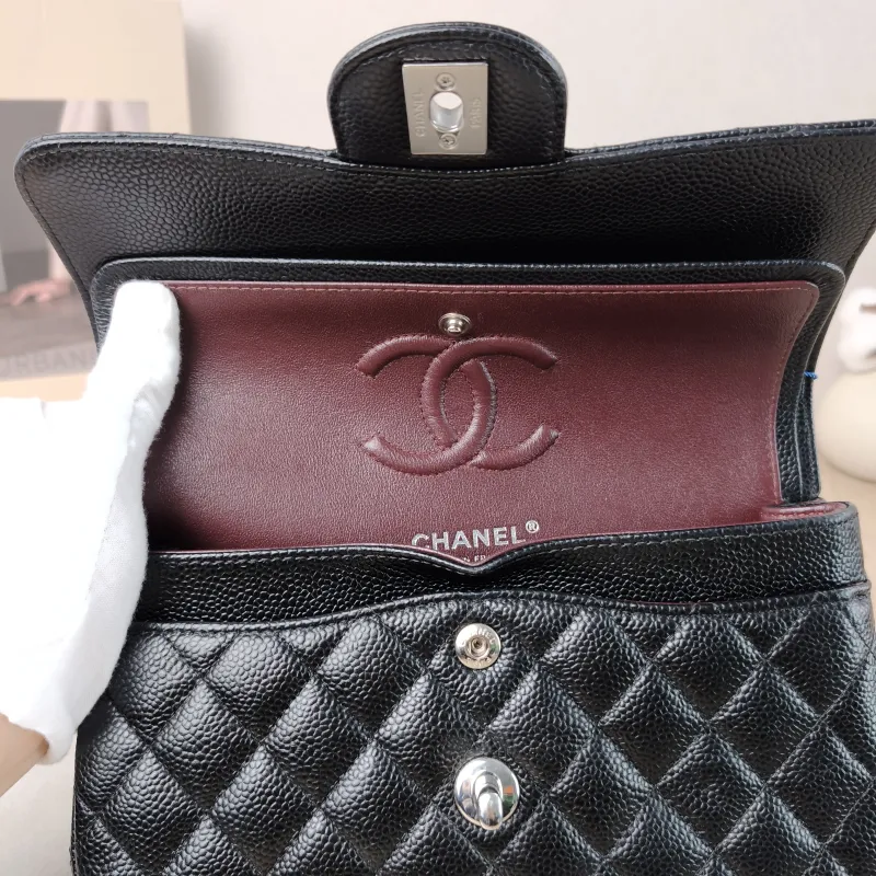 Chanel Crossbody Bag Classic Flap CF Black Grained Calfskin Small 23 × 6 × 14.5 cm — detail view 4 of 14
