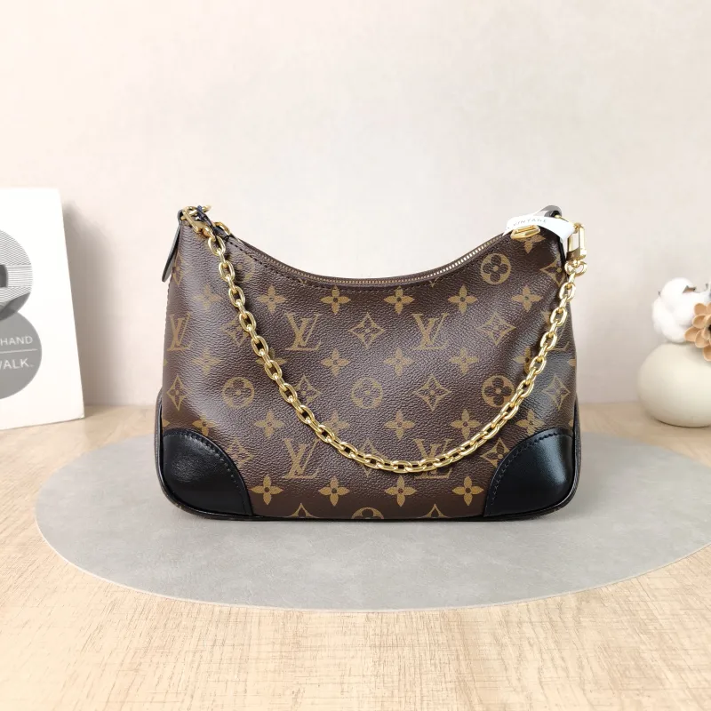 Louis Vuitton Crossbody Bag Boulogne PVC Small26 × 9.5 × 16 cm