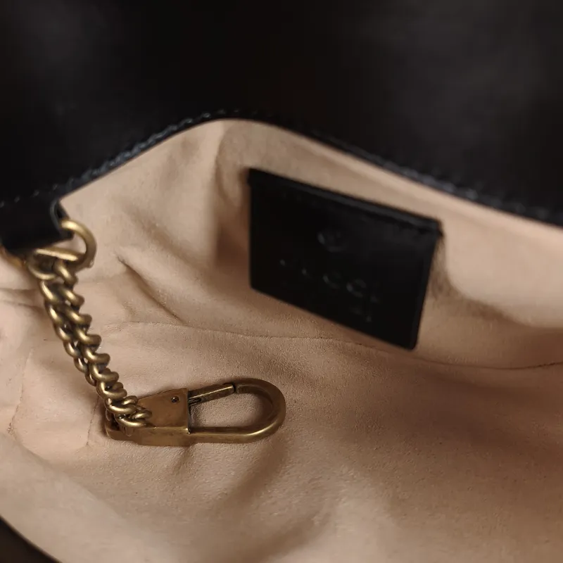 GUCCI Crossbody Bag GG Marmont Mini Marmont Mini Black Calfskin Mini 16.5 × 4.5 × 9.5 cm — detail view 3 of 12