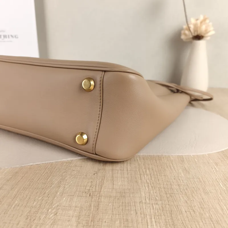 BALENCIAGA Crossbody Bag bel air hobo Shoulder Crossbody Bag Taupe Calfskin One Size 27 × 9 × 27 cm — detail view 7 of 12