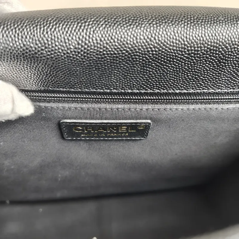 Chanel Backpack Backpack Black with Gold-Tone Hardware Grained Calfskin One Size 31 × 10 × 25 cm — detail view 6 of 13