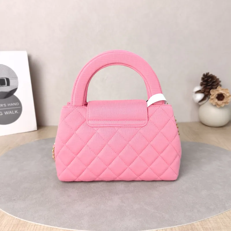 Chanel Crossbody Bag Kelly Red mini19 × 7 × 13 cm — cover view 4 of 6