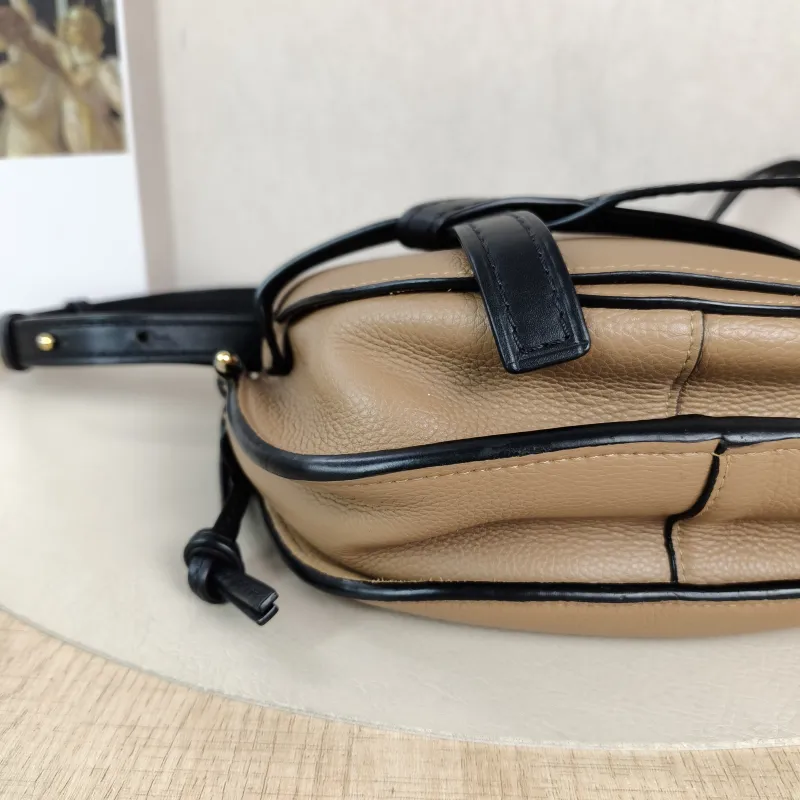 LOEWE Crossbody Bag Gate Brown Black Calfskin Medium25 × 11.5 × 19 cm — detail view 9 of 13