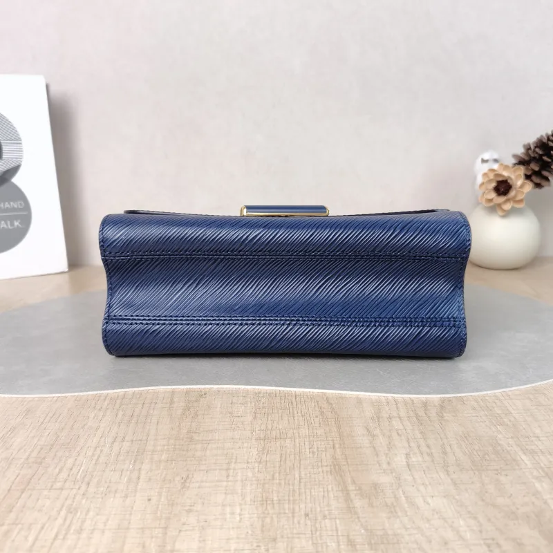 Louis Vuitton Crossbody Bag Twist Blue Calfskin Medium 23 × 9.5 × 17 cm — cover view 6 of 6