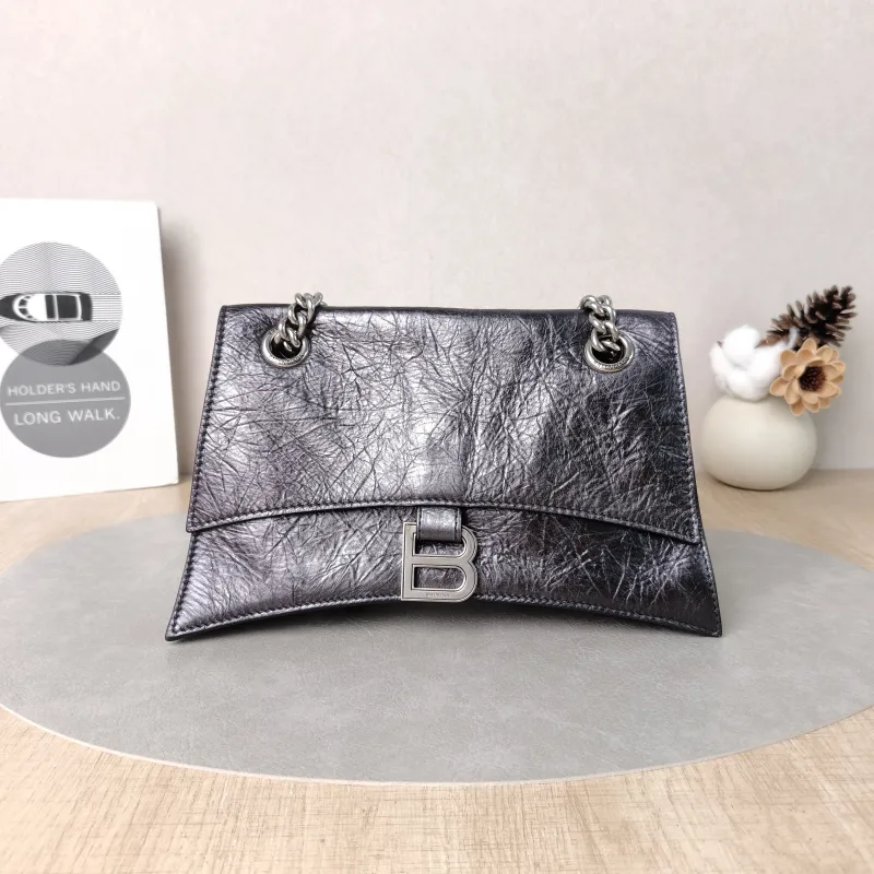 BALENCIAGA Shoulder Bag CRUSH Chain Bag Calfskin Small25 × 8 × 15 cm