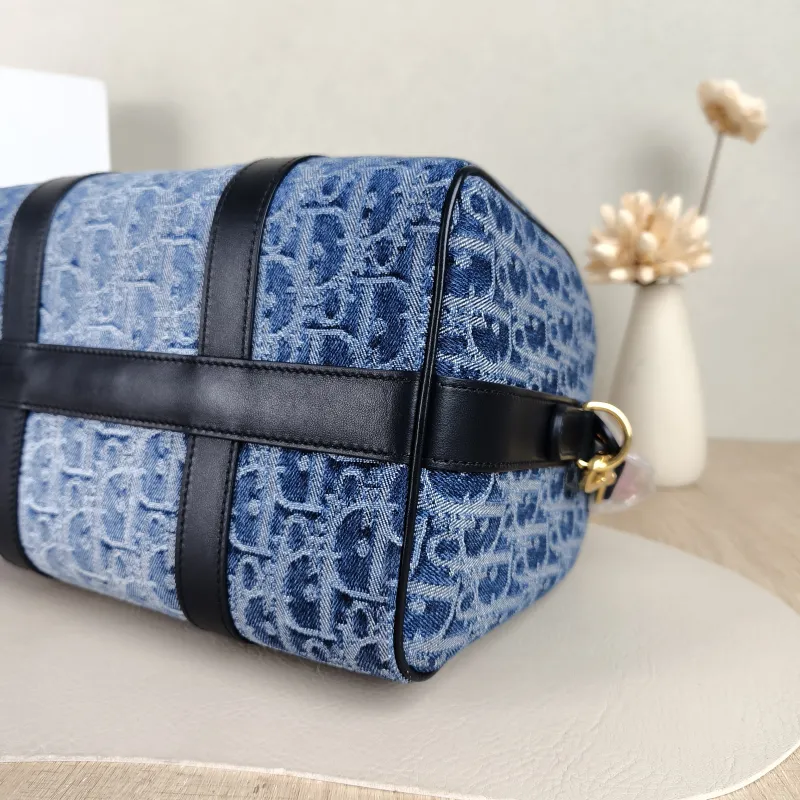 DIOR Top Handle Bag Groove 25 Top Handle Bag Blue Medium 25 × 16 × 19 cm — detail view 9 of 12