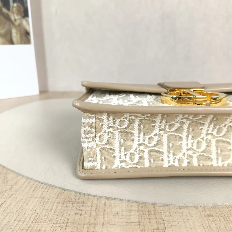 DIOR Crossbody Bag30 Montaigne East-West 30 Canvas Small21 × 6 × 12 cm — detail view 5 of 12