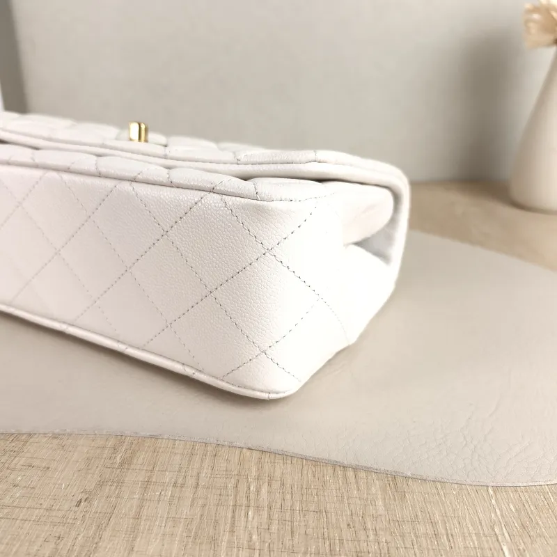 Chanel Crossbody Bag Handle White Grained Calfskin One Size 22 × 7 × 14 cm — detail view 12 of 13