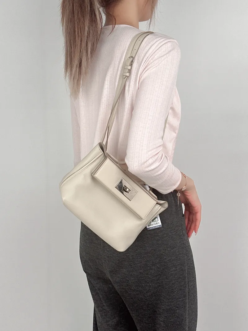 Hermès Crossbody Bag24 · 24 21 Shoulder Bagmini — on-model view 1 of 3