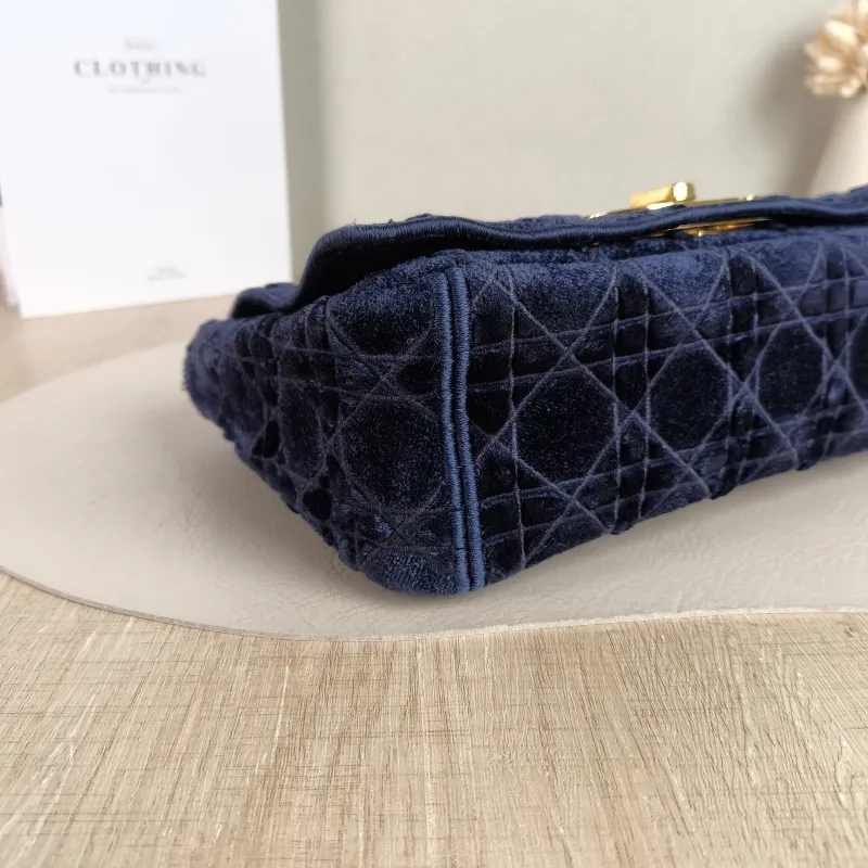 DIOR Crossbody Bag Caro Chain Bag Blue Velvet Medium 25.5 × 9 × 15.5 cm — detail view 8 of 12