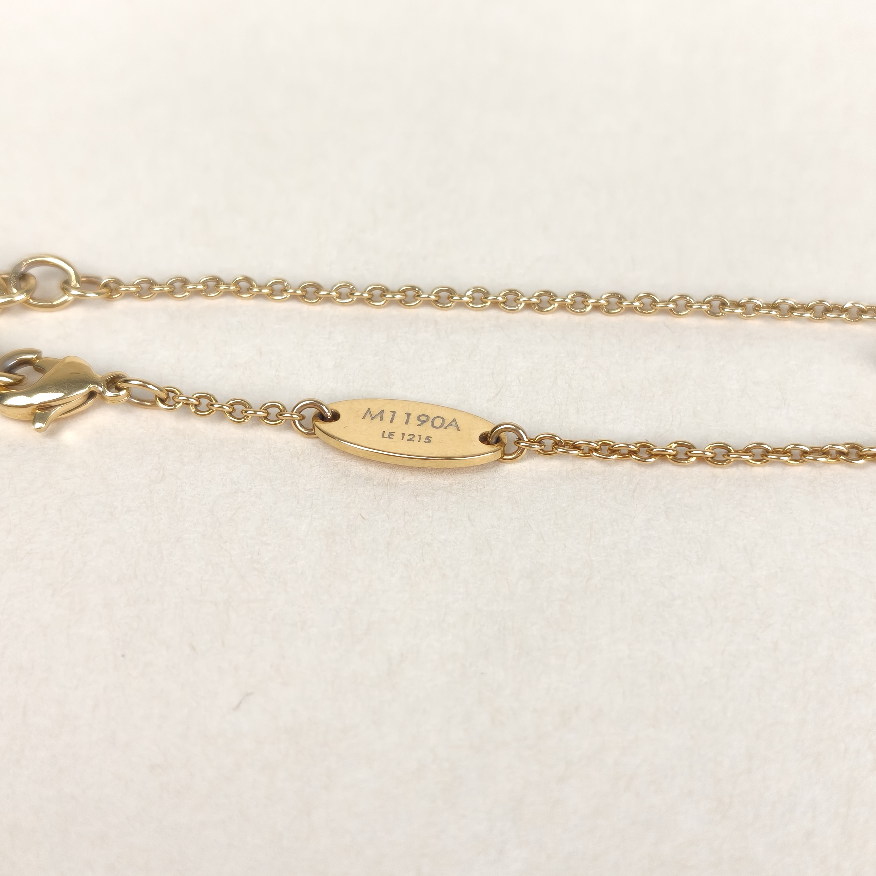Louis Vuitton Bracelet Iconic Enamel Bracelet Gold 15-19㎝ — cover view 5 of 9