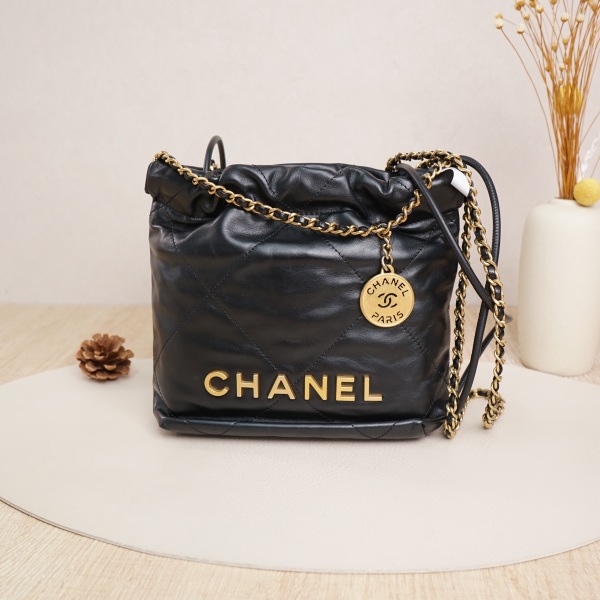 Chanel 22bagmini Black with Gold-Tone Hardware Calfskin Microchip Edition · 20 × 6 × 19 cm